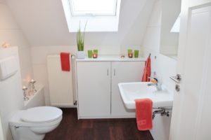 17.How to Make a small bathroom appear bigger