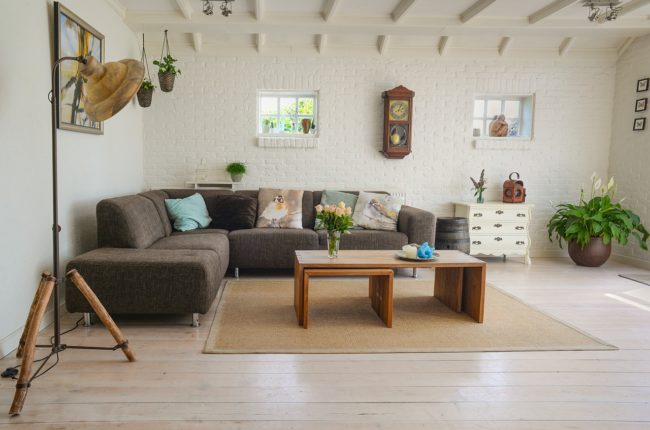 How Your Renters Can Decorate Without Damages